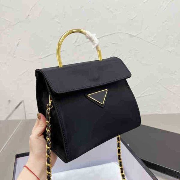 pbag triangle evening bags shoulder women luxury designer brand handbags girl fashion classic crossbody clutch tote 220317
pbag triangle evening bags shoulder women luxury designer brand handbags girl fashion classic crossbody clutch tote 220317