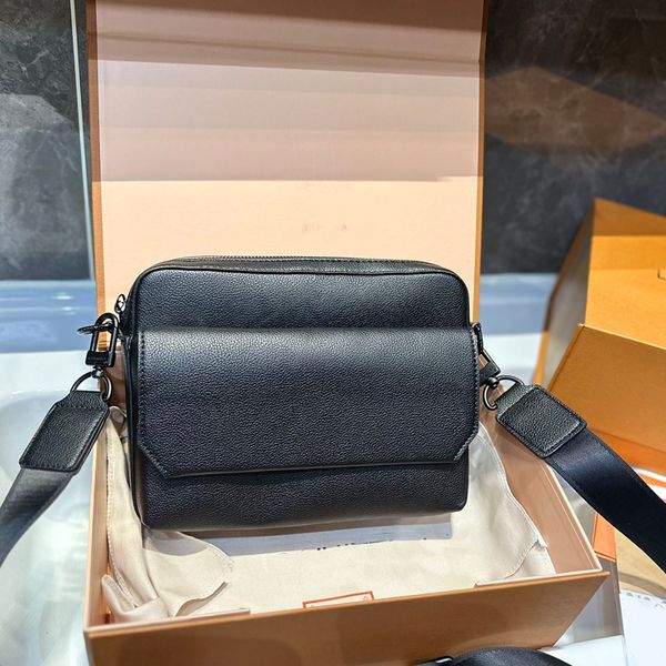 vintage messenger bag shoulder crossbody bag hobo bag embroidered letter solid color commuting genuine leather material detachable adjustabl
vintage messenger bag shoulder crossbody bag hobo bag embroidered letter solid color commuting genuine leather material detachable adjustabl