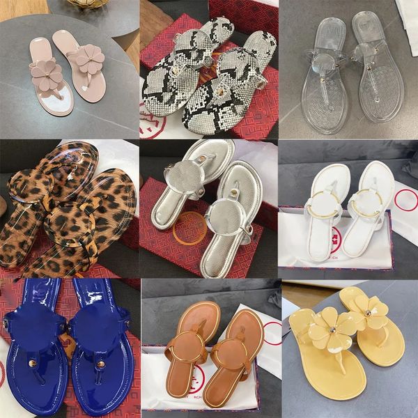 2023 designer slippers clip toe woman sandals casual female flats slides beach footwear new flip flops ladies fashion footwear miller colorf, Black
2023 designer slippers clip toe woman sandals casual female flats slides beach footwear new flip flops ladies fashion footwear miller colorf, Black