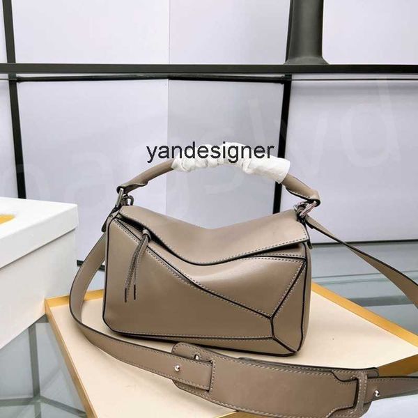 designer ss body luxury tote bag women handbag puzzle geometric shoulder bags designers bags fashion ssbody bag contrast color patchwork pur
designer ss body luxury tote bag women handbag puzzle geometric shoulder bags designers bags fashion ssbody bag contrast color patchwork pur