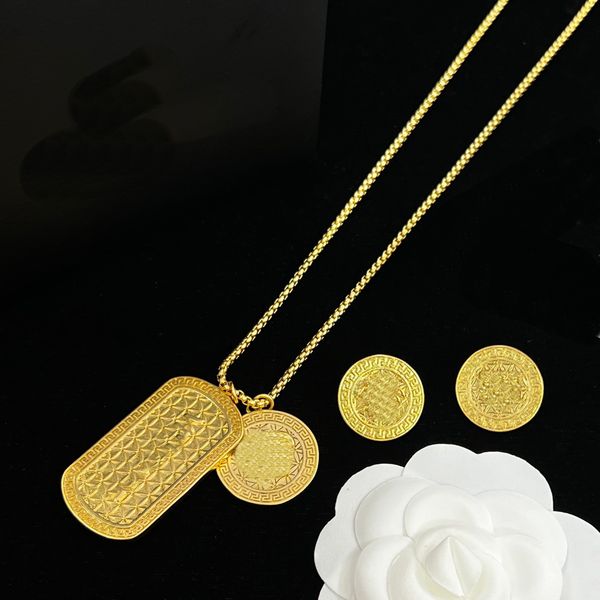 hip hop fashion army full diamond greek square pendant women men banshee necklace earring luxury designer jewelry party gifts xms9 -04, Black
hip hop fashion army full diamond greek square pendant women men banshee necklace earring luxury designer jewelry party gifts xms9 -04, Black