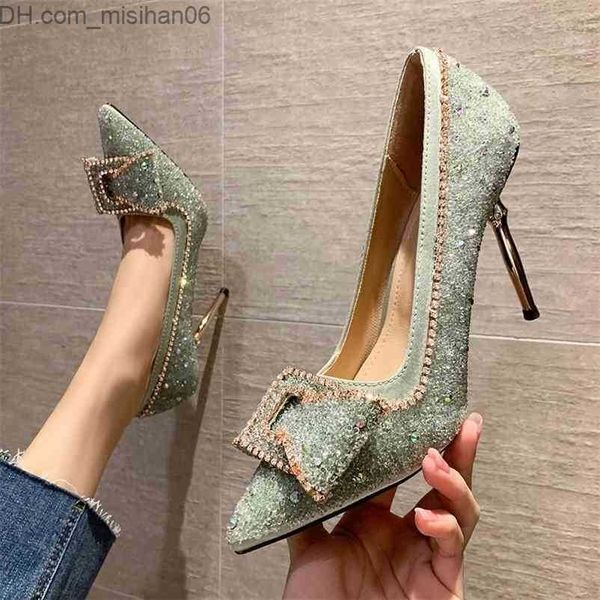 dress shoes crystal shoes diamond edge high-heeled ladies silver thin heels 9.5cm fashion woman shoe pointed toe luxury pumps women z230703, Black
dress shoes crystal shoes diamond edge high-heeled ladies silver thin heels 9.5cm fashion woman shoe pointed toe luxury pumps women z230703, Black