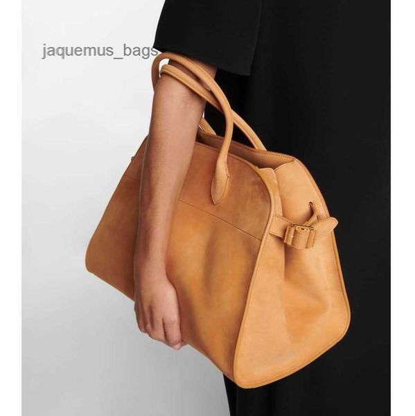 designer bags leather margaux handbag commuter bag cow leather tote travel shoulder light luxuryclassic tote the row foreign style handbag
designer bags leather margaux handbag commuter bag cow leather tote travel shoulder light luxuryclassic tote the row foreign style handbag