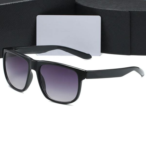 luxury sunglasses designer sun glasses womens mens goggle senior eyewear for women eyeglasses frame vintage metal glasses with box 4 colors, White;black
luxury sunglasses designer sun glasses womens mens goggle senior eyewear for women eyeglasses frame vintage metal glasses with box 4 colors, White;black