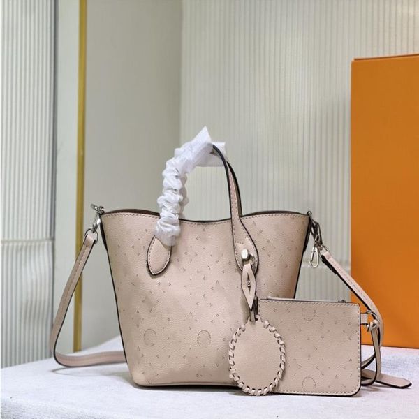 women bag blossom small handbag designer shoulder crossbody bags tote lady monograms carved perforated messenger pocket wallet dhgate b ohql
women bag blossom small handbag designer shoulder crossbody bags tote lady monograms carved perforated messenger pocket wallet dhgate b ohql