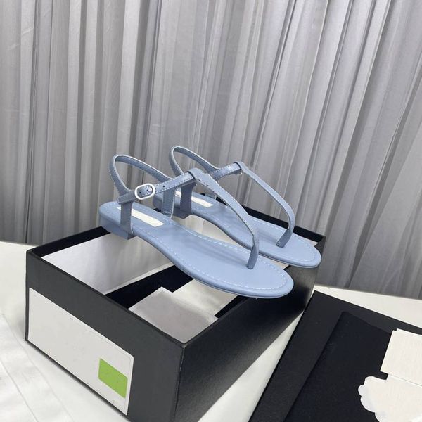 fashion brand ccity sandals designers summer slippers women channel luxury leisure slide flip flop x032, Black
fashion brand ccity sandals designers summer slippers women channel luxury leisure slide flip flop x032, Black
