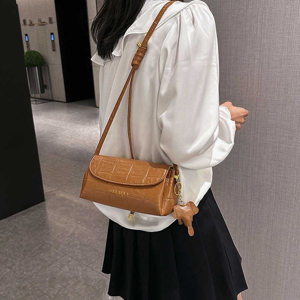 fashion versatile small bag women's summer new stone pattern stick bag trendy simple one shoulder crossbody bag
fashion versatile small bag women's summer new stone pattern stick bag trendy simple one shoulder crossbody bag
