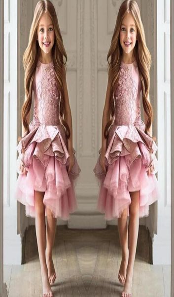 2021 luxury pink flower girl dresses for wedding lace appliques ruffles tiered high low length birthday kids beauty pageant ball g4044624, White;blue
2021 luxury pink flower girl dresses for wedding lace appliques ruffles tiered high low length birthday kids beauty pageant ball g4044624, White;blue
