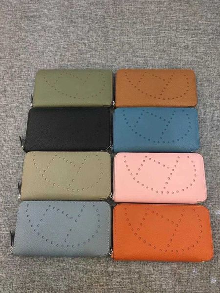 women's universal wallet imported layer cowhide lychee pattern zipper foreskin material with soft capacity large size length of 20 heig, Red;black
women's universal wallet imported layer cowhide lychee pattern zipper foreskin material with soft capacity large size length of 20 heig, Red;black