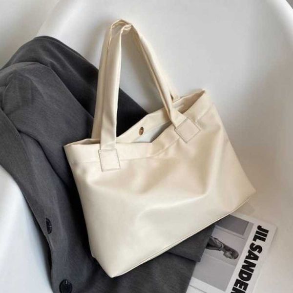 french texture versatile large capacity portable underarm bag for women new trendy shoulder bag for women
french texture versatile large capacity portable underarm bag for women new trendy shoulder bag for women