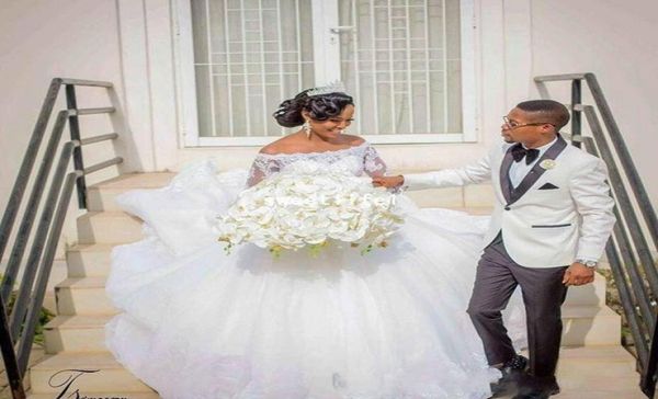 pretty arrical african wedding dresses ball gown off the shoulder with sleeves lace organza reception dress bridal gowns6339915, White
pretty arrical african wedding dresses ball gown off the shoulder with sleeves lace organza reception dress bridal gowns6339915, White