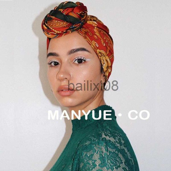 scarves 90*90cm square silk scarf women shawls neckerchief designer print chiffon hijab scarf foulard lady neck scarves soft big bandana j23, Blue;gray
scarves 90*90cm square silk scarf women shawls neckerchief designer print chiffon hijab scarf foulard lady neck scarves soft big bandana j23, Blue;gray
