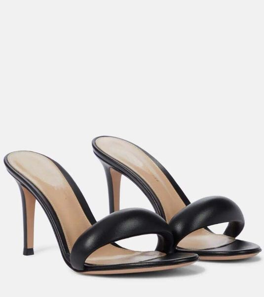 2023 paris women's luxury designer sandals and slippers fashion summer girls beach women's mid heels embroidered shoes high heel s, Black
2023 paris women's luxury designer sandals and slippers fashion summer girls beach women's mid heels embroidered shoes high heel s, Black
