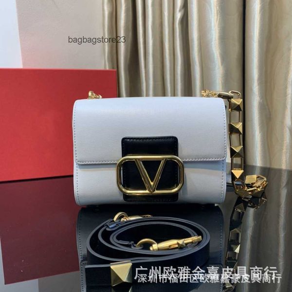 valentiino bags cowhide lady purse bag designer fashion versatile genuine leather women's rivet head layer square single shoulder cross
valentiino bags cowhide lady purse bag designer fashion versatile genuine leather women's rivet head layer square single shoulder cross