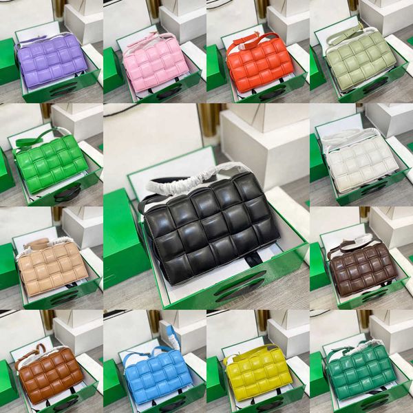 summer woven bag shoulder purses designer woman handbag fashion square casset crossbody bags lady pink brown messenger flap 230627
summer woven bag shoulder purses designer woman handbag fashion square casset crossbody bags lady pink brown messenger flap 230627