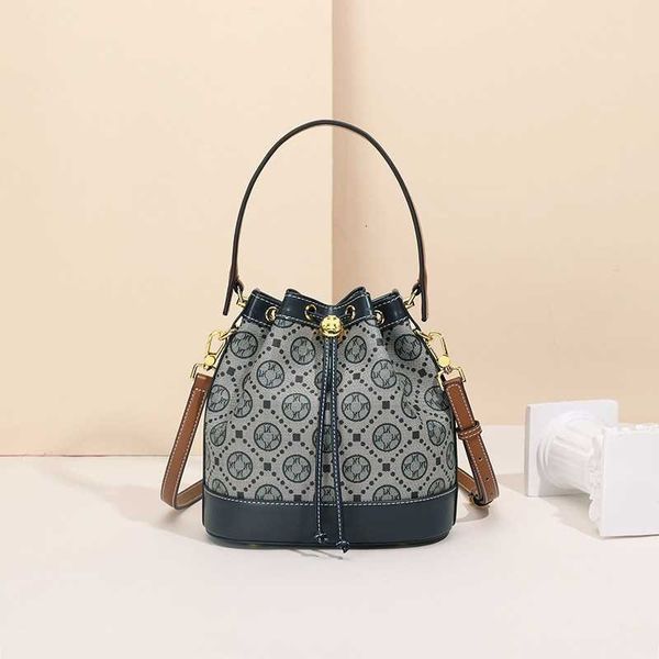tb bucket bag old flower crossbody women's high-end handbag guangzhou fashion agent, Pink;blue
tb bucket bag old flower crossbody women's high-end handbag guangzhou fashion agent, Pink;blue