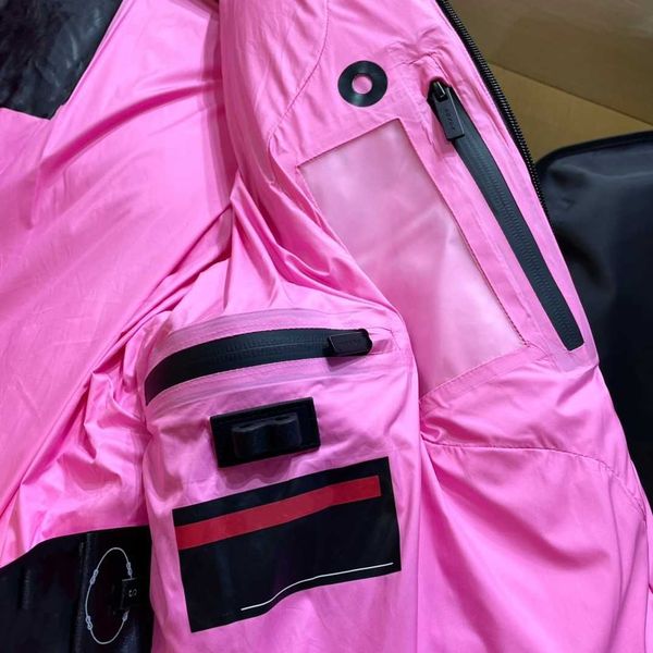 autumn and winter women's short hooded baggy bread coat down coat, star with rose red coat, small and fluffy fashion version., Black
autumn and winter women's short hooded baggy bread coat down coat, star with rose red coat, small and fluffy fashion version., Black