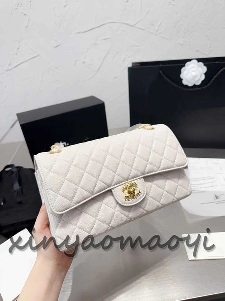 designer shoulder bag classic plaid flaps caviar handbag gold and silver chain leather double letter solid color buckle square striped women
designer shoulder bag classic plaid flaps caviar handbag gold and silver chain leather double letter solid color buckle square striped women