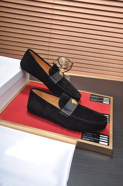 2023 men formal party dress shoes gentlemen office business shoes mens brand designer casual outdoor walking loafers size 38-45, Black
2023 men formal party dress shoes gentlemen office business shoes mens brand designer casual outdoor walking loafers size 38-45, Black