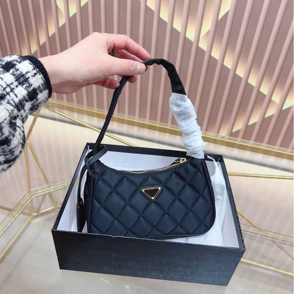 prad bags quality women's mirror nylon shoulder bag luxury designer tote handbag crossbody prad bags messenger bag canvas lady purse
prad bags quality women's mirror nylon shoulder bag luxury designer tote handbag crossbody prad bags messenger bag canvas lady purse