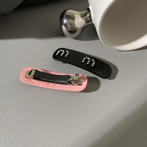 classical mm designers women hair clips pink black diamond letter luxury girls barrettes acrylic hairpins ins fashion barrette, Golden;silver
classical mm designers women hair clips pink black diamond letter luxury girls barrettes acrylic hairpins ins fashion barrette, Golden;silver