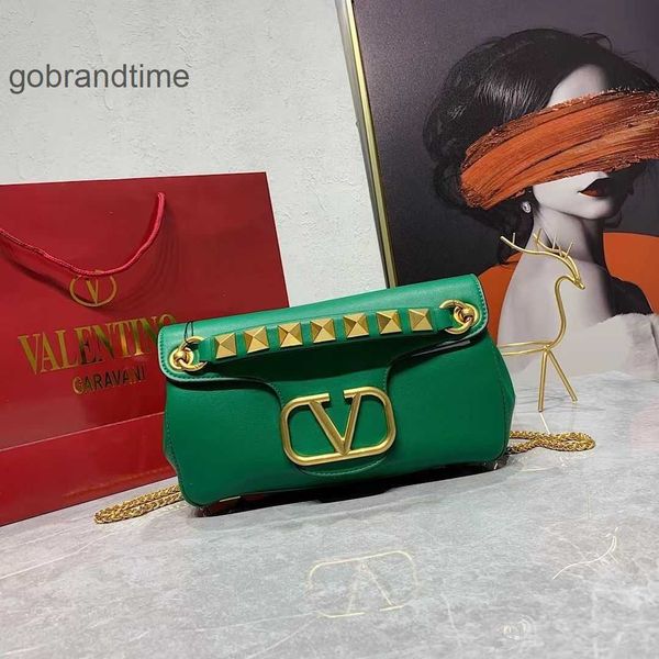 women rivet metal designer chain bags classic texture valentios luxurys handbag leather handheld shoulder crossbody 9lhk
women rivet metal designer chain bags classic texture valentios luxurys handbag leather handheld shoulder crossbody 9lhk