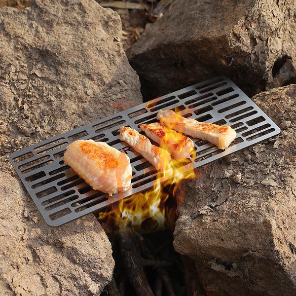climbing ropes 304 stainless steel net with foot barbecue grill meshes cooling rack steam baking camping outdoor mesh wire 230701
climbing ropes 304 stainless steel net with foot barbecue grill meshes cooling rack steam baking camping outdoor mesh wire 230701