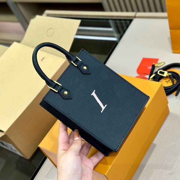 mini small square bag crossbody tote bag handbag printed letter leather handle genuine leather cowhide fashion shopping bag detachable adjus
mini small square bag crossbody tote bag handbag printed letter leather handle genuine leather cowhide fashion shopping bag detachable adjus