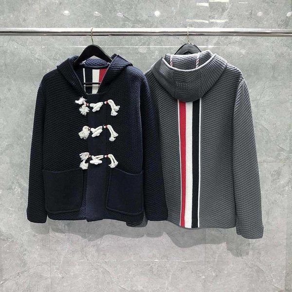 men's tb jacket thom knitted hooded back classic striped design horn button cardigan navy blue short wool blends coats men, Black;brown
men's tb jacket thom knitted hooded back classic striped design horn button cardigan navy blue short wool blends coats men, Black;brown