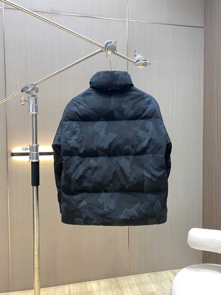 autumn and winter men's stand-up collar pattern down jacket, high feather volume fluffy full, super heavy fabric, fabric comfort., Black
autumn and winter men's stand-up collar pattern down jacket, high feather volume fluffy full, super heavy fabric, fabric comfort., Black