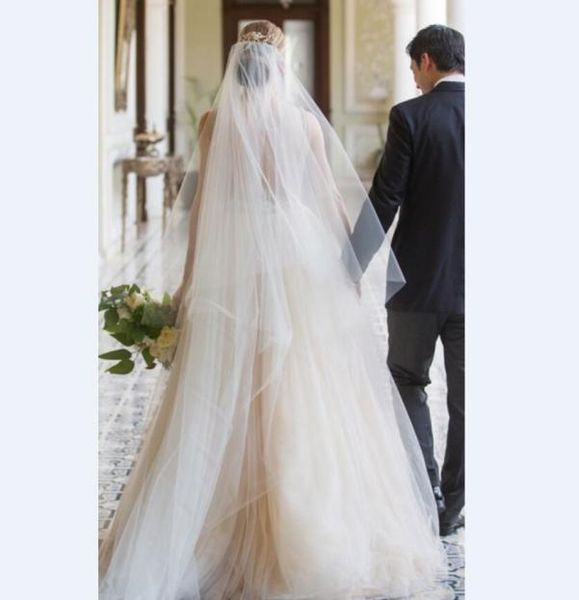 simple white wedding veil 3 meters long soft bridal veils onelayer ivory color wedding accessories with comb for 9217346, Black
simple white wedding veil 3 meters long soft bridal veils onelayer ivory color wedding accessories with comb for 9217346, Black