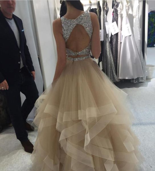 champagne ball gown prom dresses sparkly sequins beaded tulle tiered skirt keyhole back plus size backless evening dresses2754154, Black
champagne ball gown prom dresses sparkly sequins beaded tulle tiered skirt keyhole back plus size backless evening dresses2754154, Black