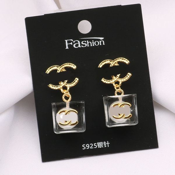 designers letters stud 18k gold plated geometric fashion women eardrop crystal pearl earring christm wedding party jewerlry 20style, Golden;silver
designers letters stud 18k gold plated geometric fashion women eardrop crystal pearl earring christm wedding party jewerlry 20style, Golden;silver