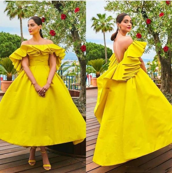 bright yellow short prom dresses off the shoulder backless satin ruffles evening gowns south african formal party dress8456992, Black
bright yellow short prom dresses off the shoulder backless satin ruffles evening gowns south african formal party dress8456992, Black