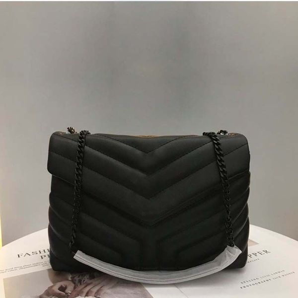 designer diamond pattern bag europe and the united states, japan and south korea popular shoulder bag celebrity shopping to send a gift bag
designer diamond pattern bag europe and the united states, japan and south korea popular shoulder bag celebrity shopping to send a gift bag