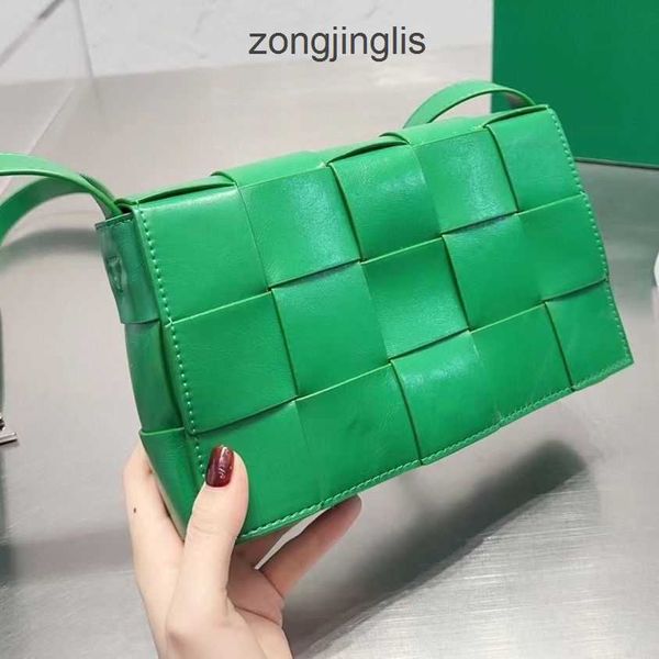 women's bag bottegas cassettes 2023 bags venetas designer fashion early spring texture tofu woven pillow wxr2
women's bag bottegas cassettes 2023 bags venetas designer fashion early spring texture tofu woven pillow wxr2