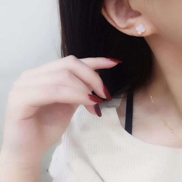 woman stud designer designers party clover charm vans earrings luxury cleef couple earrings for vintage wedding birthday 4/four gifts leaf, Golden;silver
woman stud designer designers party clover charm vans earrings luxury cleef couple earrings for vintage wedding birthday 4/four gifts leaf, Golden;silver