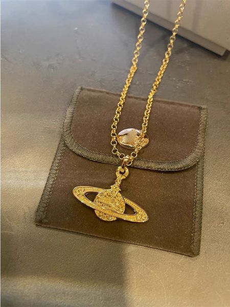 designer vivian necklace saturn pearl counterpart necklace luxury jewelry stainless steel christmas day gift plated dainty silver chain pend
designer vivian necklace saturn pearl counterpart necklace luxury jewelry stainless steel christmas day gift plated dainty silver chain pend