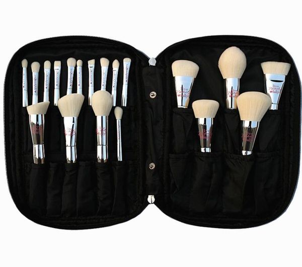 professional 19pcs makeup brush set live beauty fully silver cosmetic brushes kit with bag face eyes make up collection tools6277482
professional 19pcs makeup brush set live beauty fully silver cosmetic brushes kit with bag face eyes make up collection tools6277482