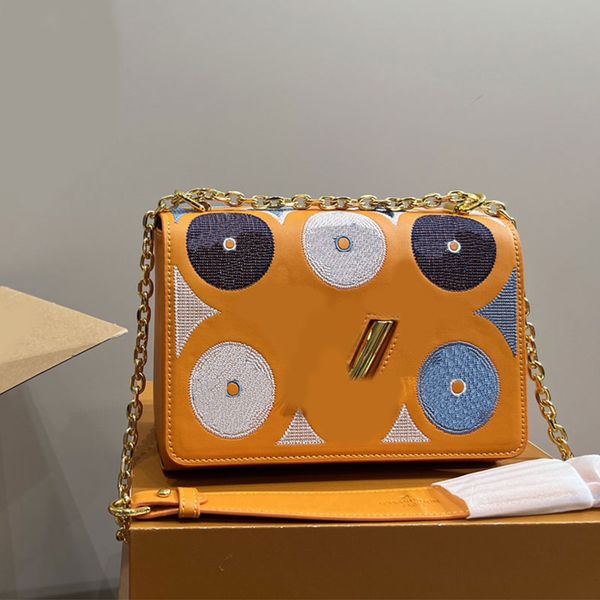 embroidery chain bag women crossbody messenger bag flap shoulder bags handbags purse flower leather twist lock tote bag handle gold hardware
embroidery chain bag women crossbody messenger bag flap shoulder bags handbags purse flower leather twist lock tote bag handle gold hardware