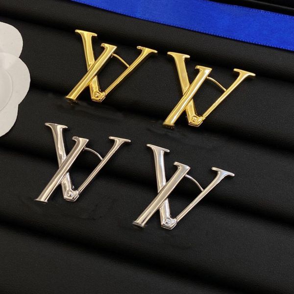 women designer stud earrings simple letter luxury smooth surface trendy brass engagement hoop wholesale, Golden;silver
women designer stud earrings simple letter luxury smooth surface trendy brass engagement hoop wholesale, Golden;silver