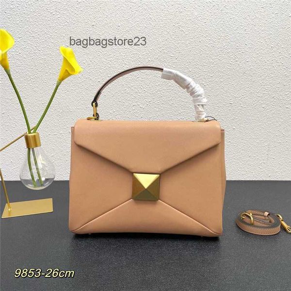 valentiino bags out bag designer fashion cap handheld brass metal stand lady large rivet purse shoulder cross underarm 57yb
valentiino bags out bag designer fashion cap handheld brass metal stand lady large rivet purse shoulder cross underarm 57yb