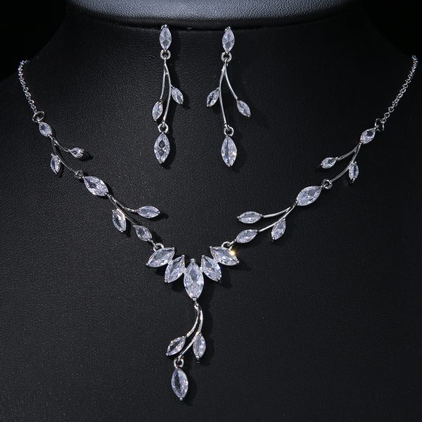 earrings necklace emmaya elegant clear cubic zirconia silver color necklace earrings jewelry set for women bridal wedding party accessories
earrings necklace emmaya elegant clear cubic zirconia silver color necklace earrings jewelry set for women bridal wedding party accessories