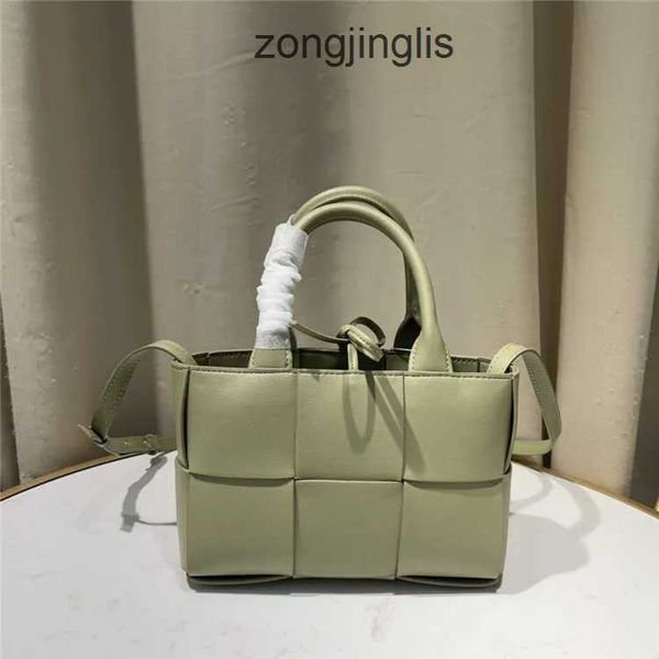 acrro sense basket bags bottegas totes fashion high bag mini tote woven vegetable 2023 venetas women's crossbody leather 788k
acrro sense basket bags bottegas totes fashion high bag mini tote woven vegetable 2023 venetas women's crossbody leather 788k