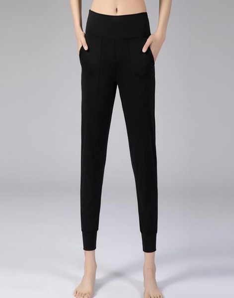 naked feel loose fit sport yoga pants workout joggers women elastic workout gym leggings with two side pocket1944831
naked feel loose fit sport yoga pants workout joggers women elastic workout gym leggings with two side pocket1944831