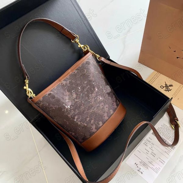 2023 luxury design vintage bucket bag women's fashion retro shoulder crossbody bags printed color handbag
2023 luxury design vintage bucket bag women's fashion retro shoulder crossbody bags printed color handbag