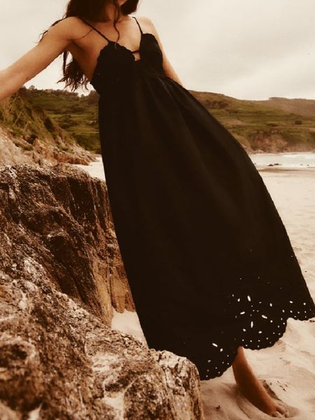 basic casual dresses 2023 summer hollow out maxi dres v neck spaghetti strap draped spliced sleeveless solid holiday long 230701, Black;gray
basic casual dresses 2023 summer hollow out maxi dres v neck spaghetti strap draped spliced sleeveless solid holiday long 230701, Black;gray