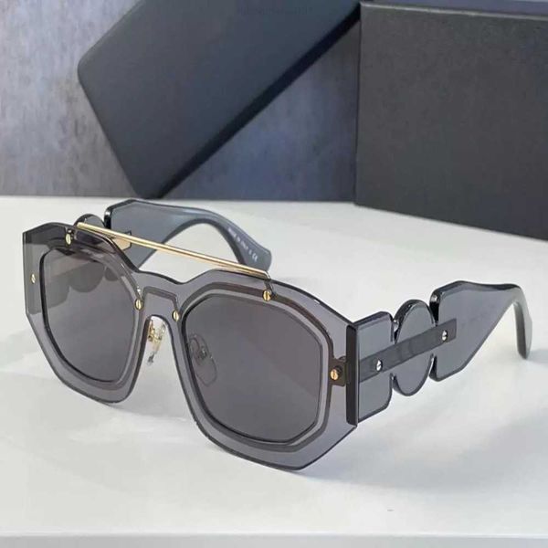 sunglasses for men and women summer style sun glasses1441 anti-ultraviolet retro shield lens plate full frame fashion eyeglasses, White;black
sunglasses for men and women summer style sun glasses1441 anti-ultraviolet retro shield lens plate full frame fashion eyeglasses, White;black