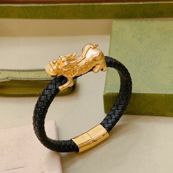 designer ggity bracelets luxury g logo hand pope bracelet cowhide women charm bracelets fashion chains gifts 18.5-19.5 cm n29, Golden;silver
designer ggity bracelets luxury g logo hand pope bracelet cowhide women charm bracelets fashion chains gifts 18.5-19.5 cm n29, Golden;silver