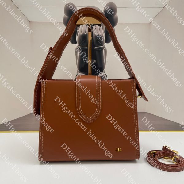 wide shoulder strap shoulder bag designer handbag women bag genuine leather square handbags solid color versatile
wide shoulder strap shoulder bag designer handbag women bag genuine leather square handbags solid color versatile